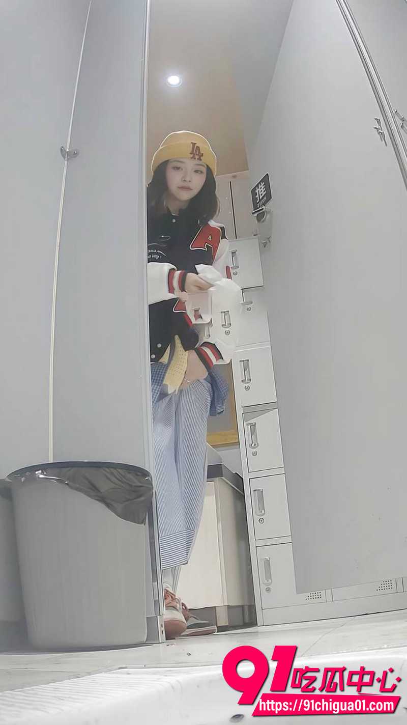 11最美女厕偷拍合集 3
