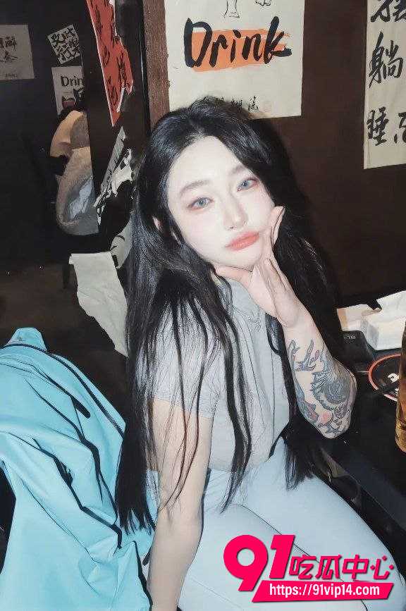 纹身极品网红9