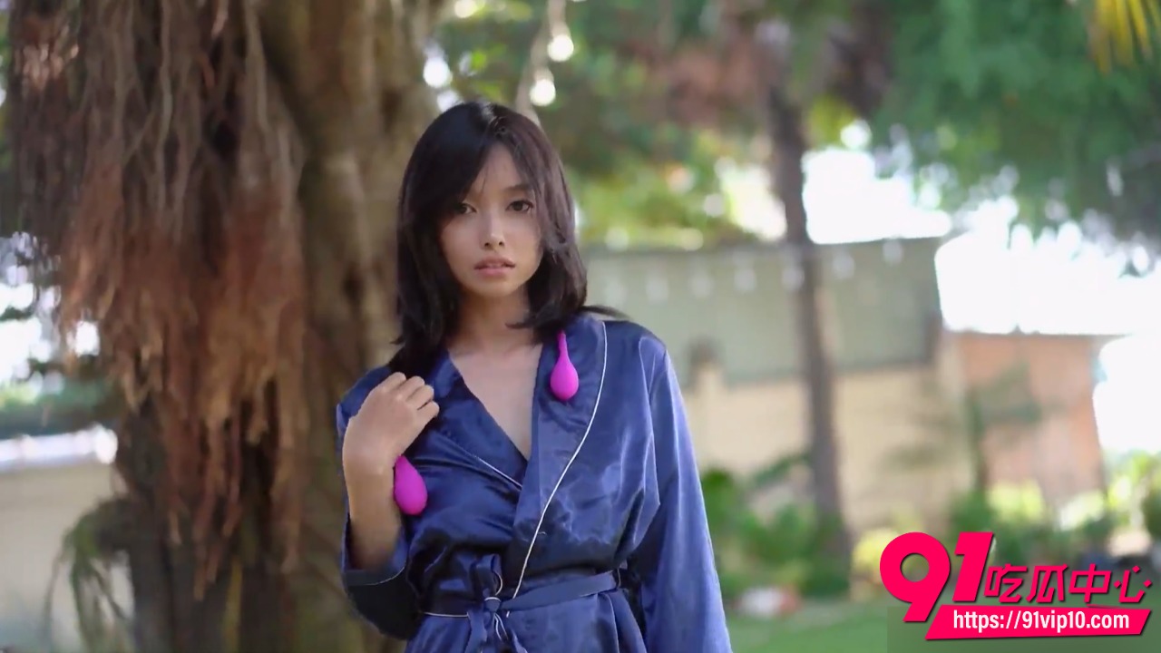 越南顶级女神JasmineJ私拍福利1