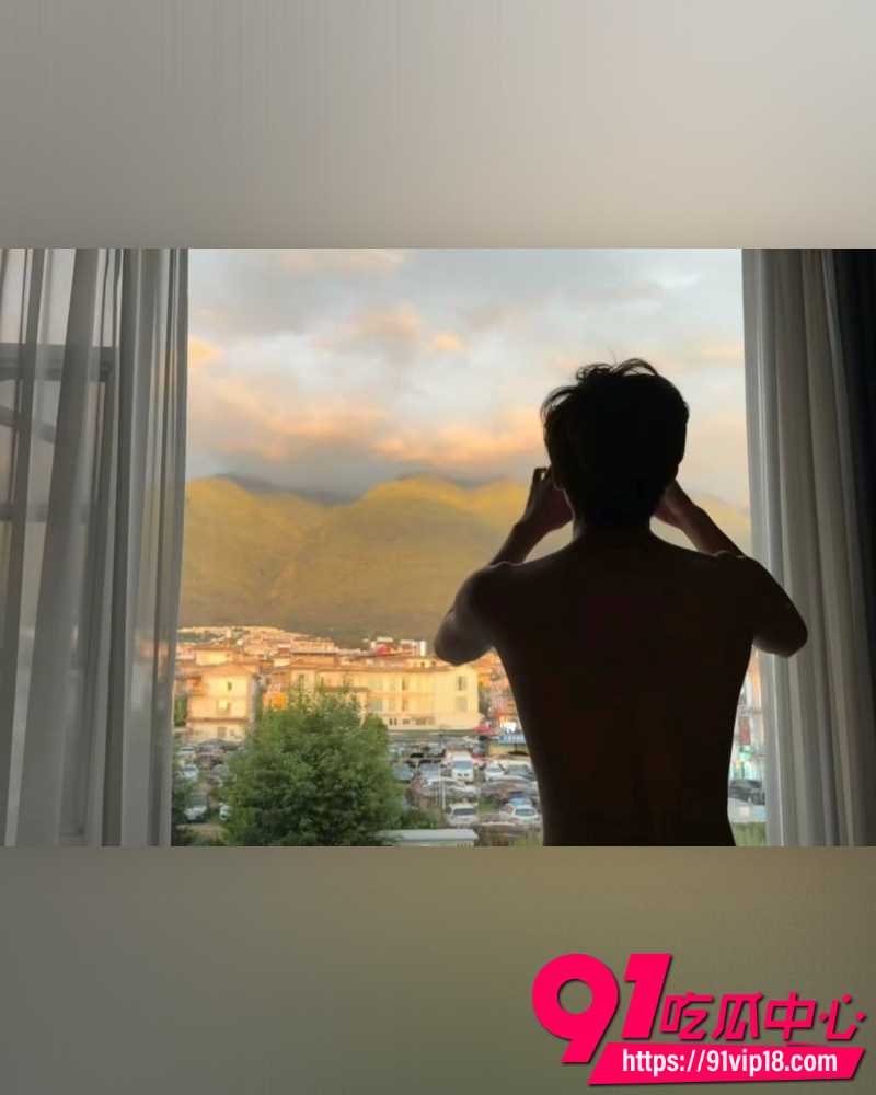 抖音网红不吃汉堡 18