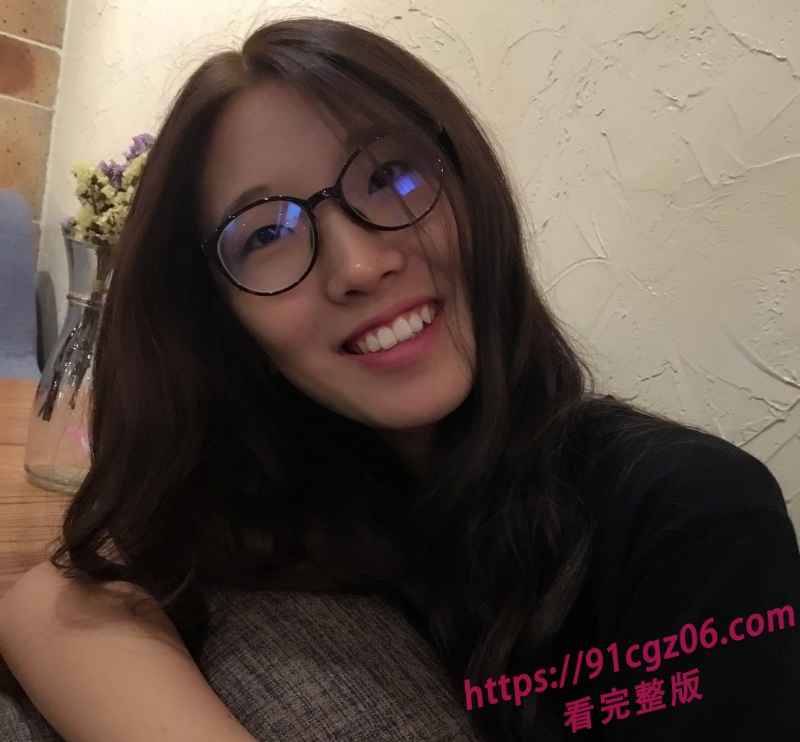 江苏反差教师出轨视频曝光2.jpg