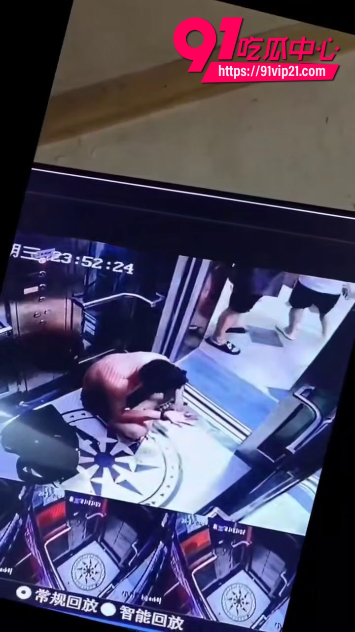 男健身房教练被群殴8
