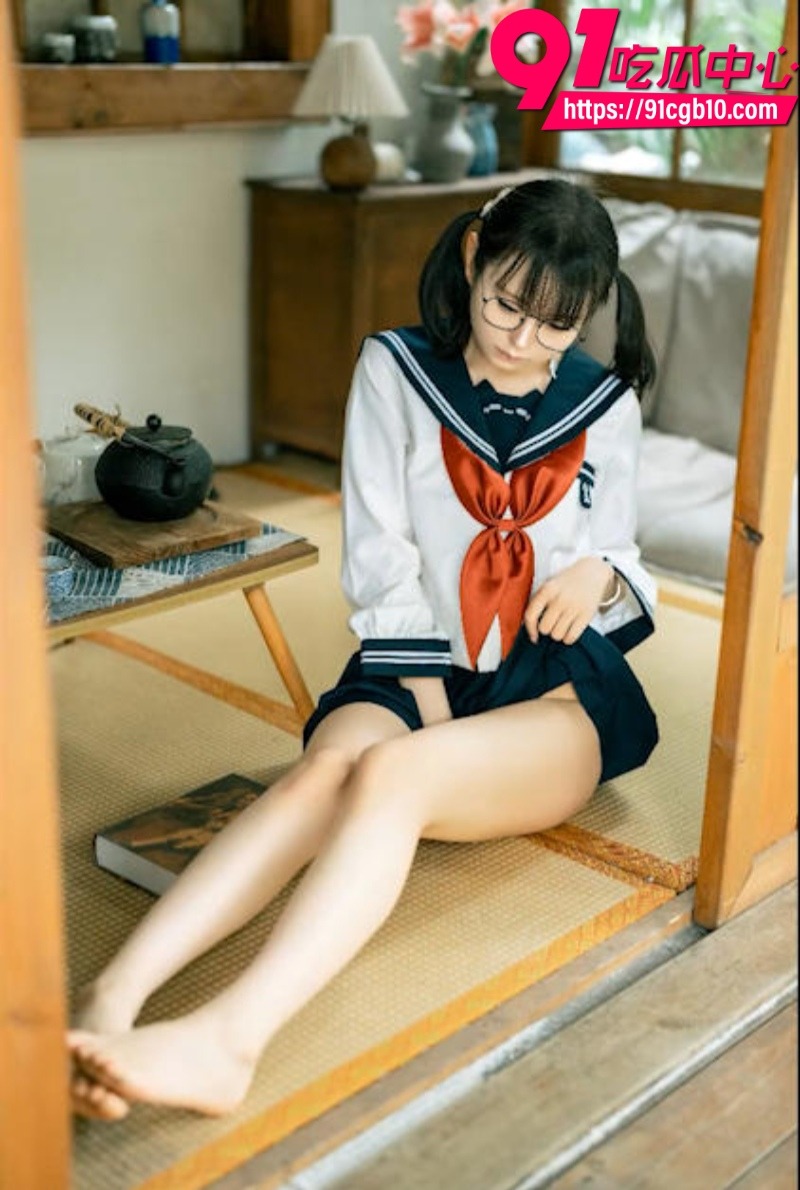 极品萝莉福利姬 幼水铃衣 B站开播8