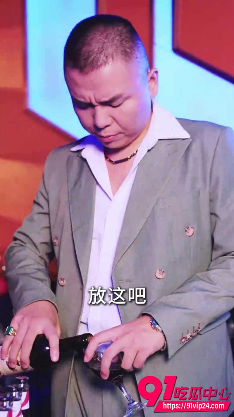 每日擦边短剧 3