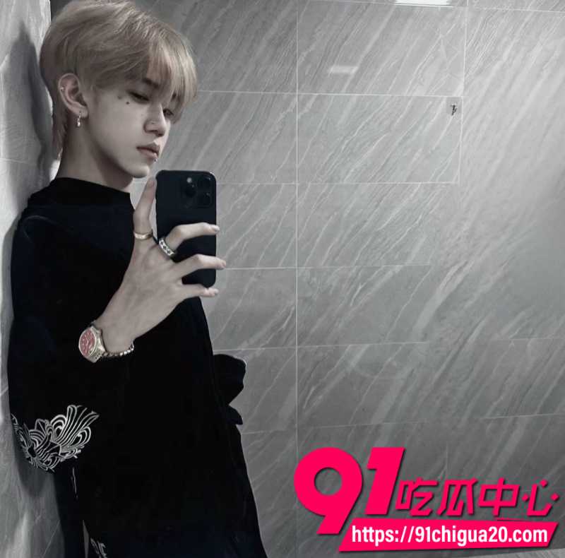 快手男网红零碎桐人设崩塌逼迫女友堕胎脚踏多条船4