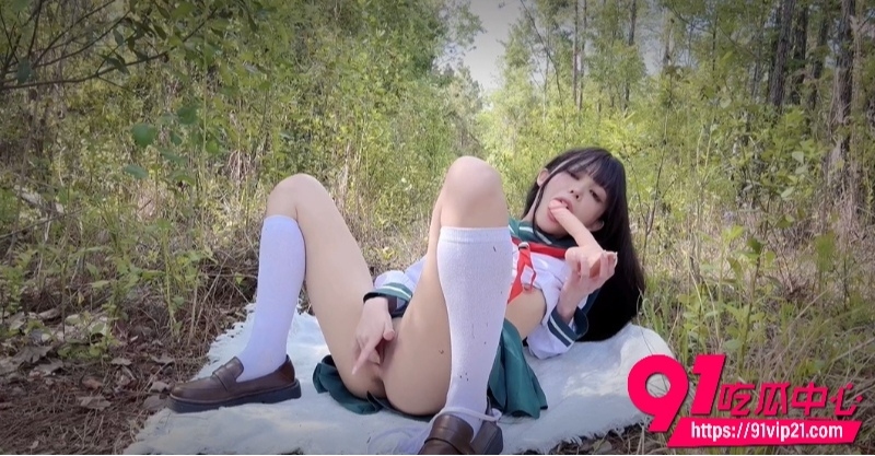 福利姬Kittyxkum绯红小猫1