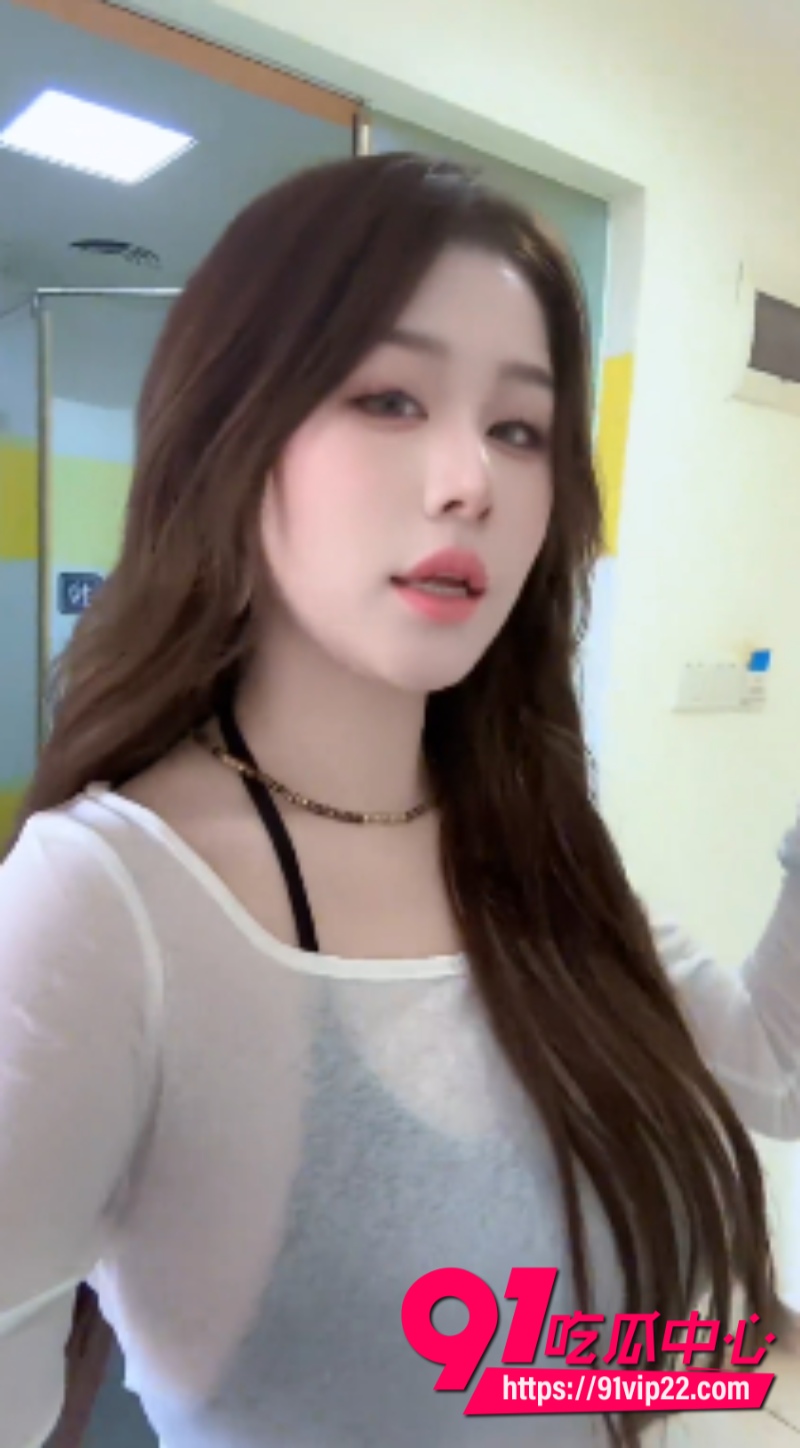抖音短剧女神柒可昕 8
