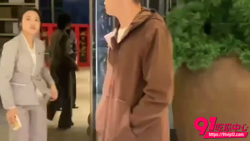 人妻蔡佳 4