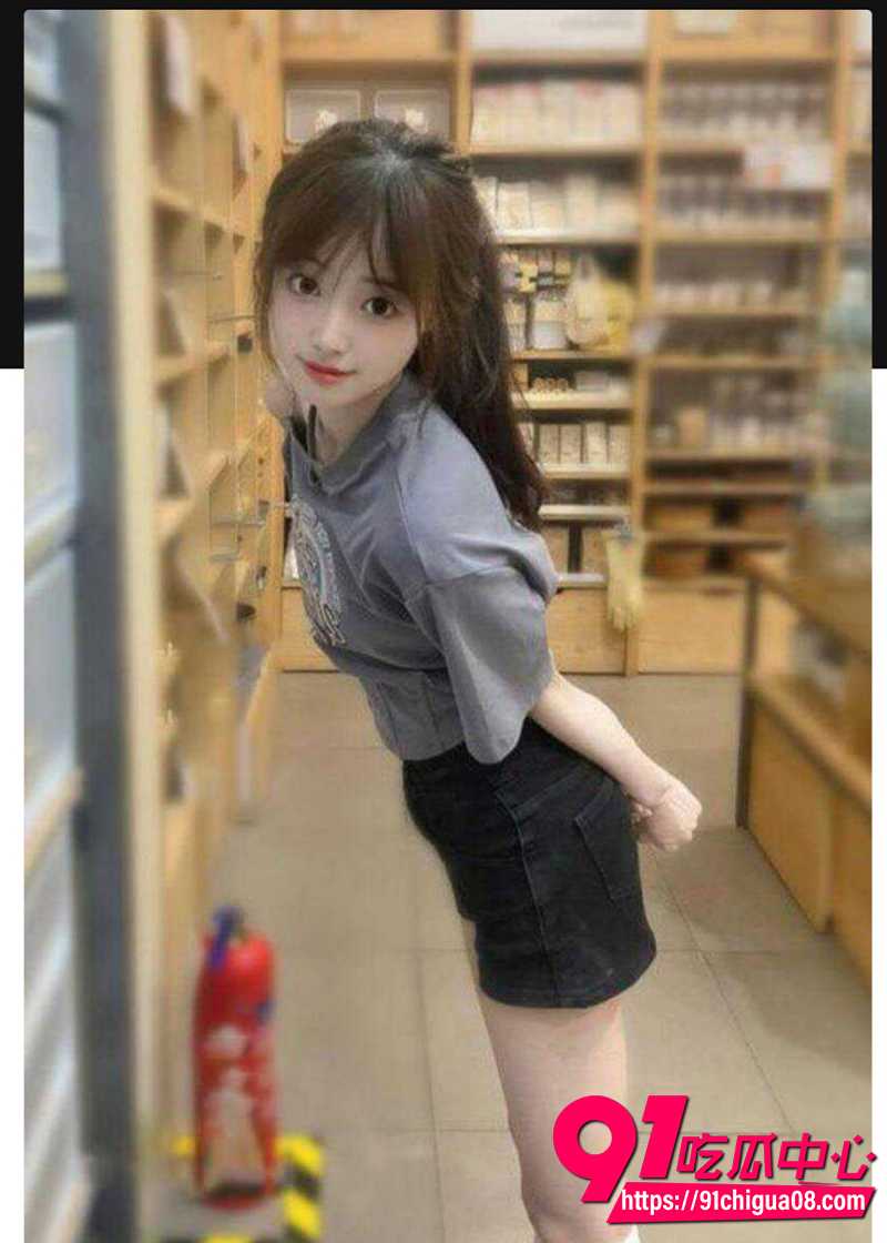杭州工商学院刘梦辛 4