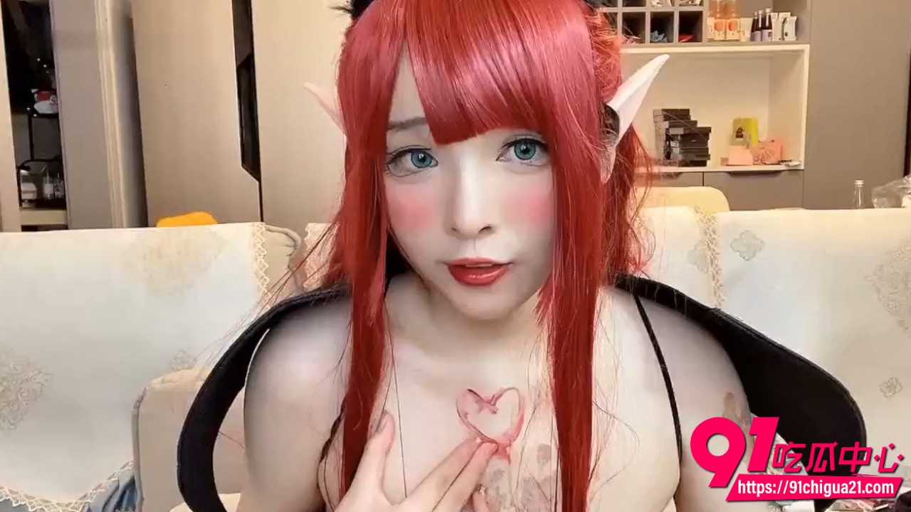 ST站极品网黄Sherryniko红发媚娘cos沙发狂秀1