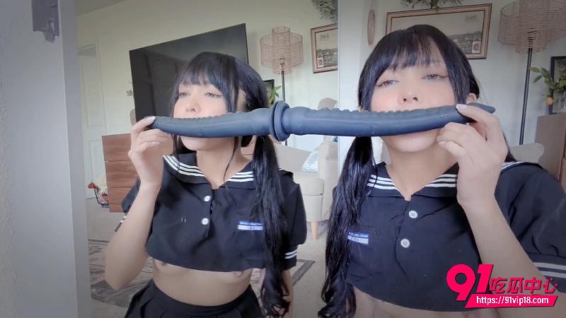 绯红小猫镜像肛交  2