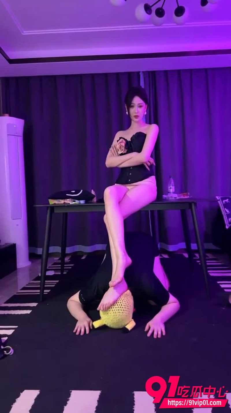 玩物直播女神伽萝 2