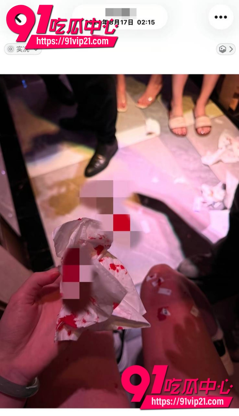 潮汕网红叶哈哈当小三9个月狂捞200万拿着男主钱养小白脸男主发现后怒爆裸照37