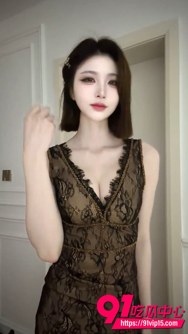 抖音高颜值御姐江心月殿下2