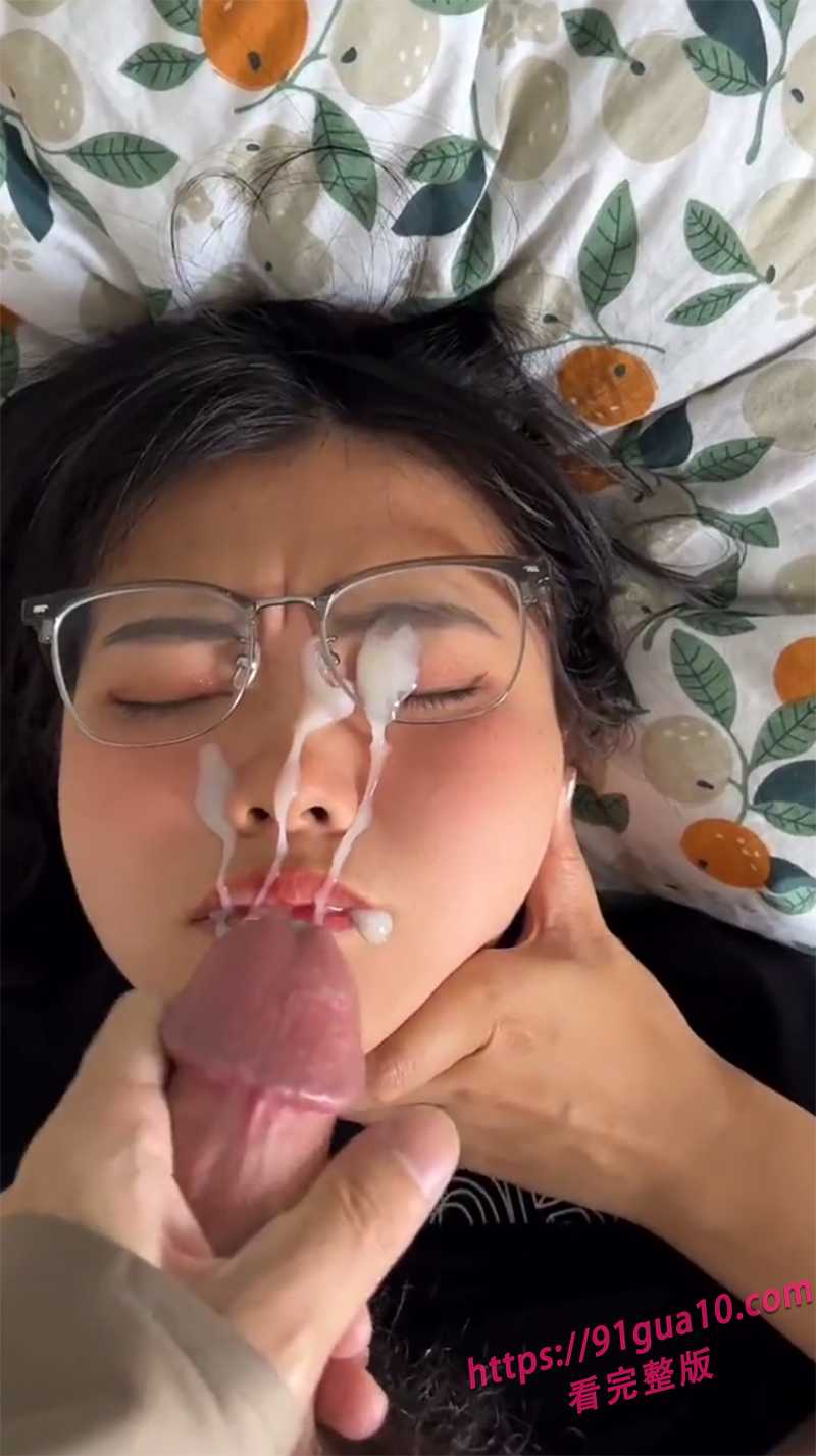 7在校眼镜妹 4