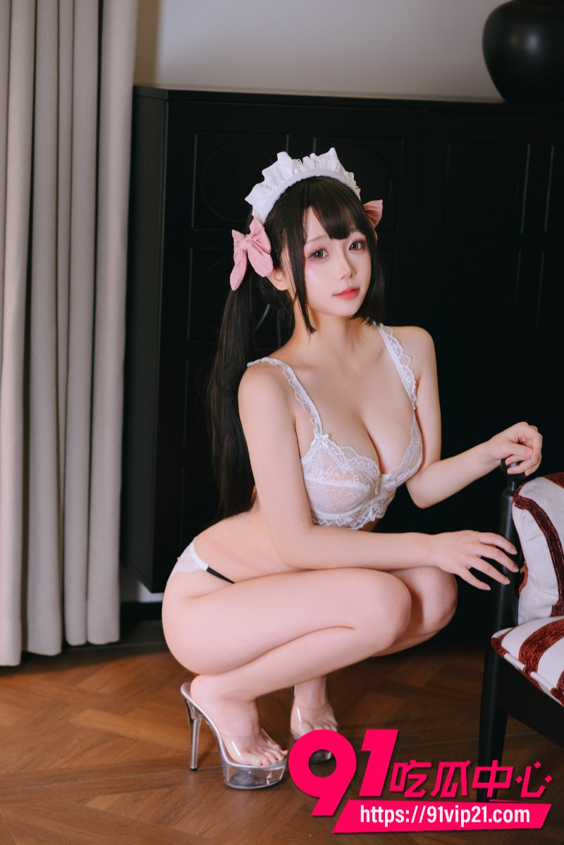 推特樱花妹日奈娇OL制服私密写真集0