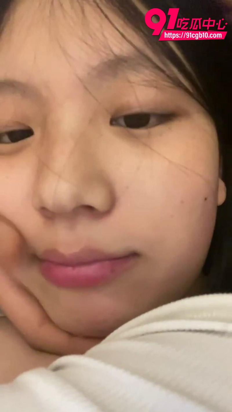 素人流出极品巨乳少女 年轻小情侣沉浸式对白8