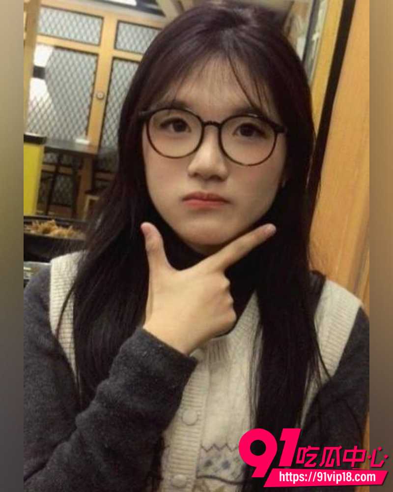 抖音网红不吃汉堡 34