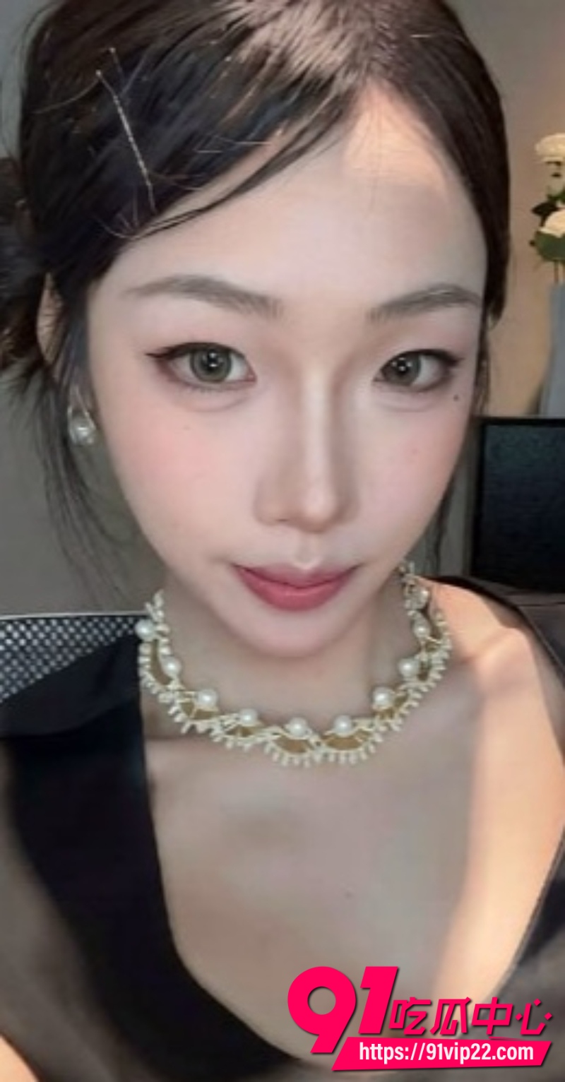 中国女篮队员李梦大尺度私密3