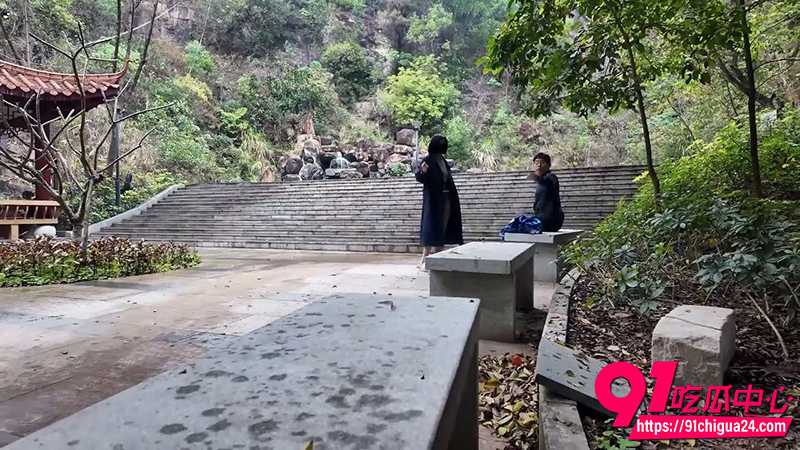 户外露出博主cikaimoon 6