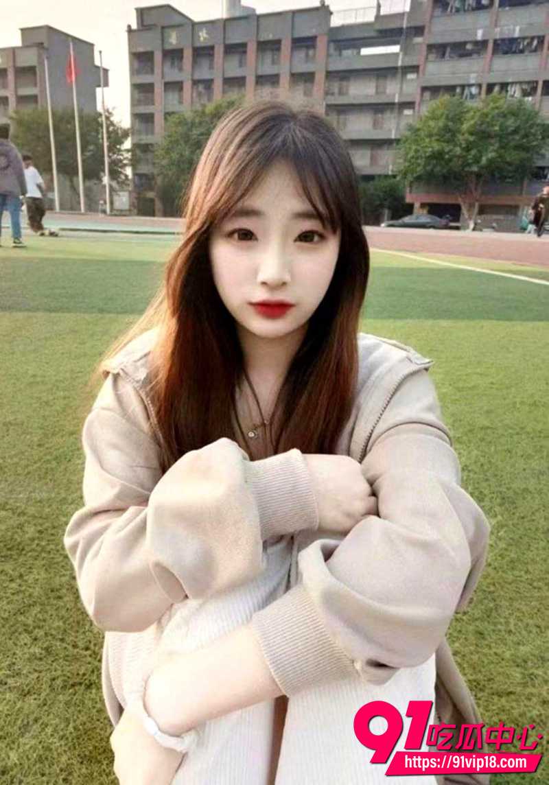 高颜值校花不雅泄密 1