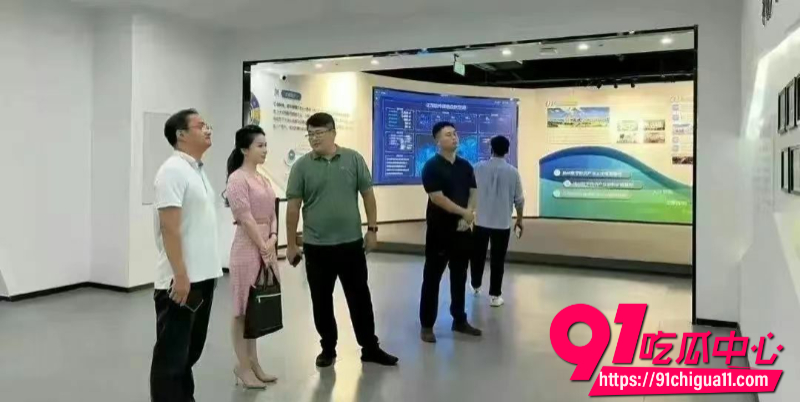 扬州商务局副局长戴璐15