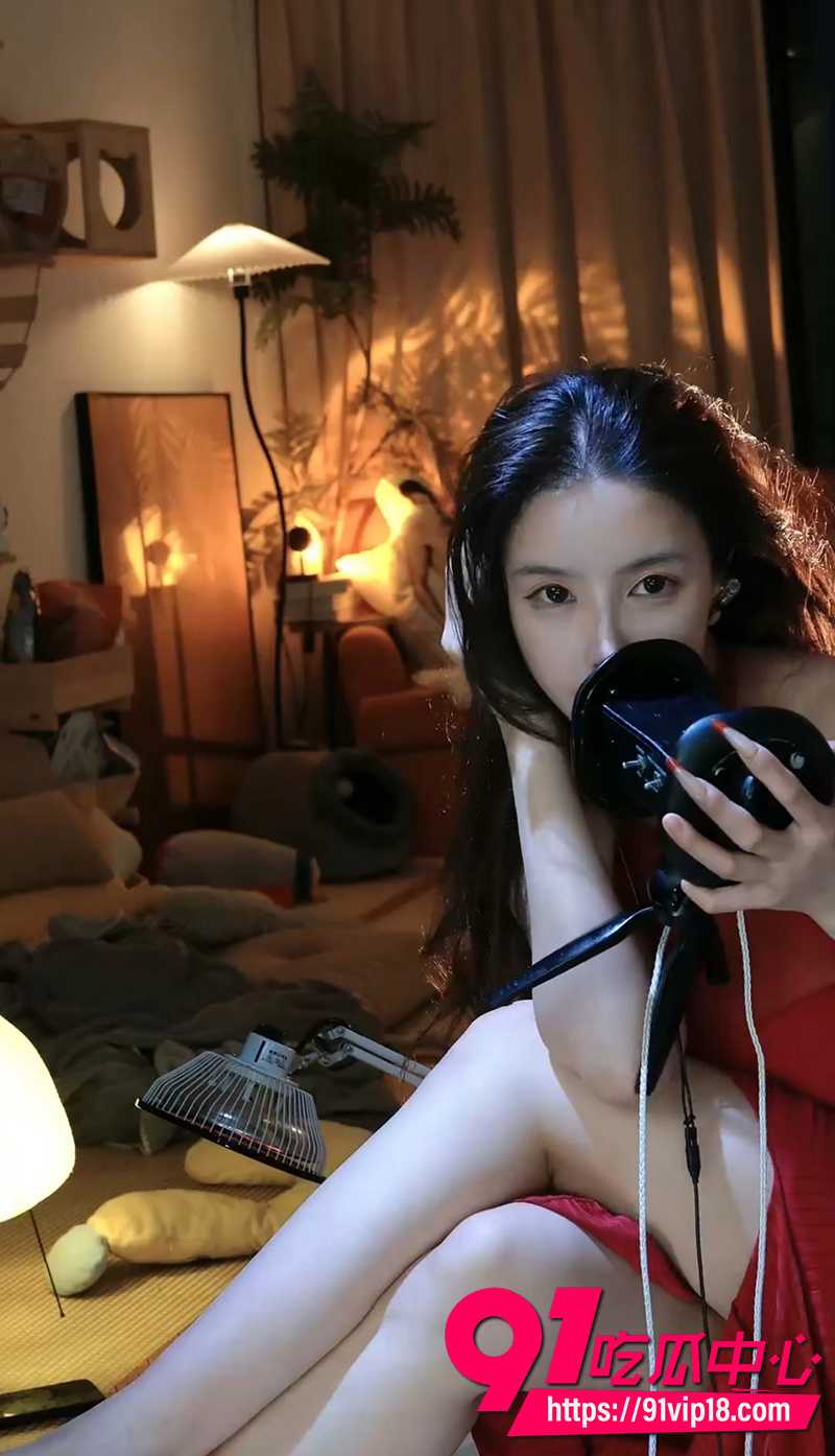 ASMR声控主播大艺术嘉 2
