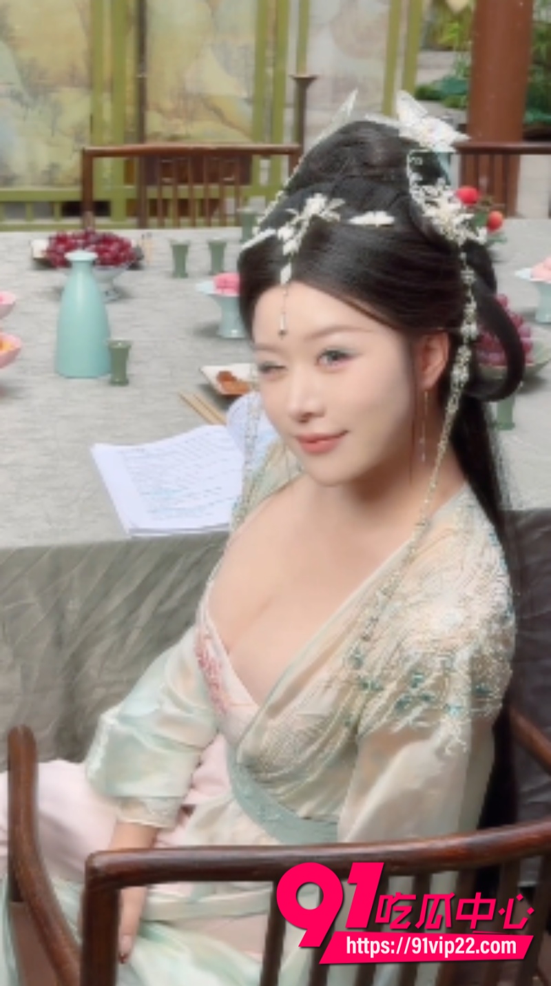 抖音短剧女神柒可昕 7