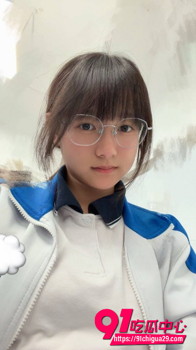 李佳慧 24